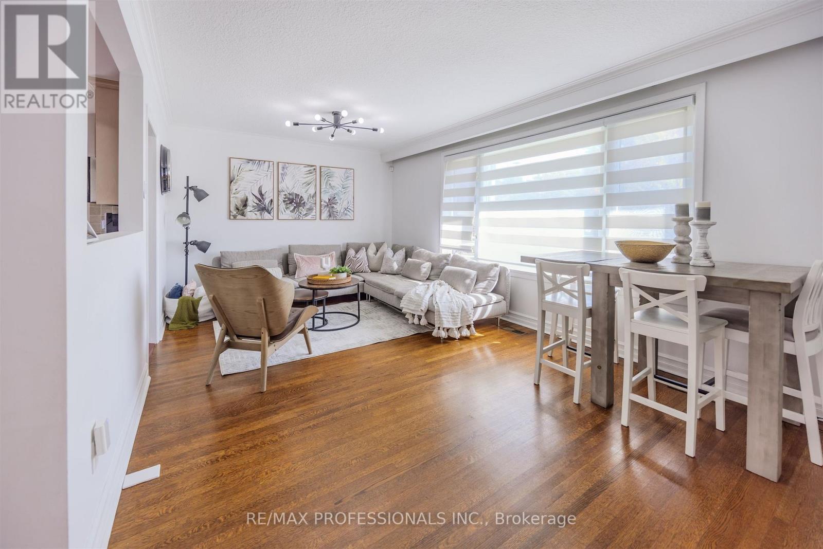 16 Monet Avenue, Toronto, Ontario  M9C 3N7 - Photo 6 - W12438681