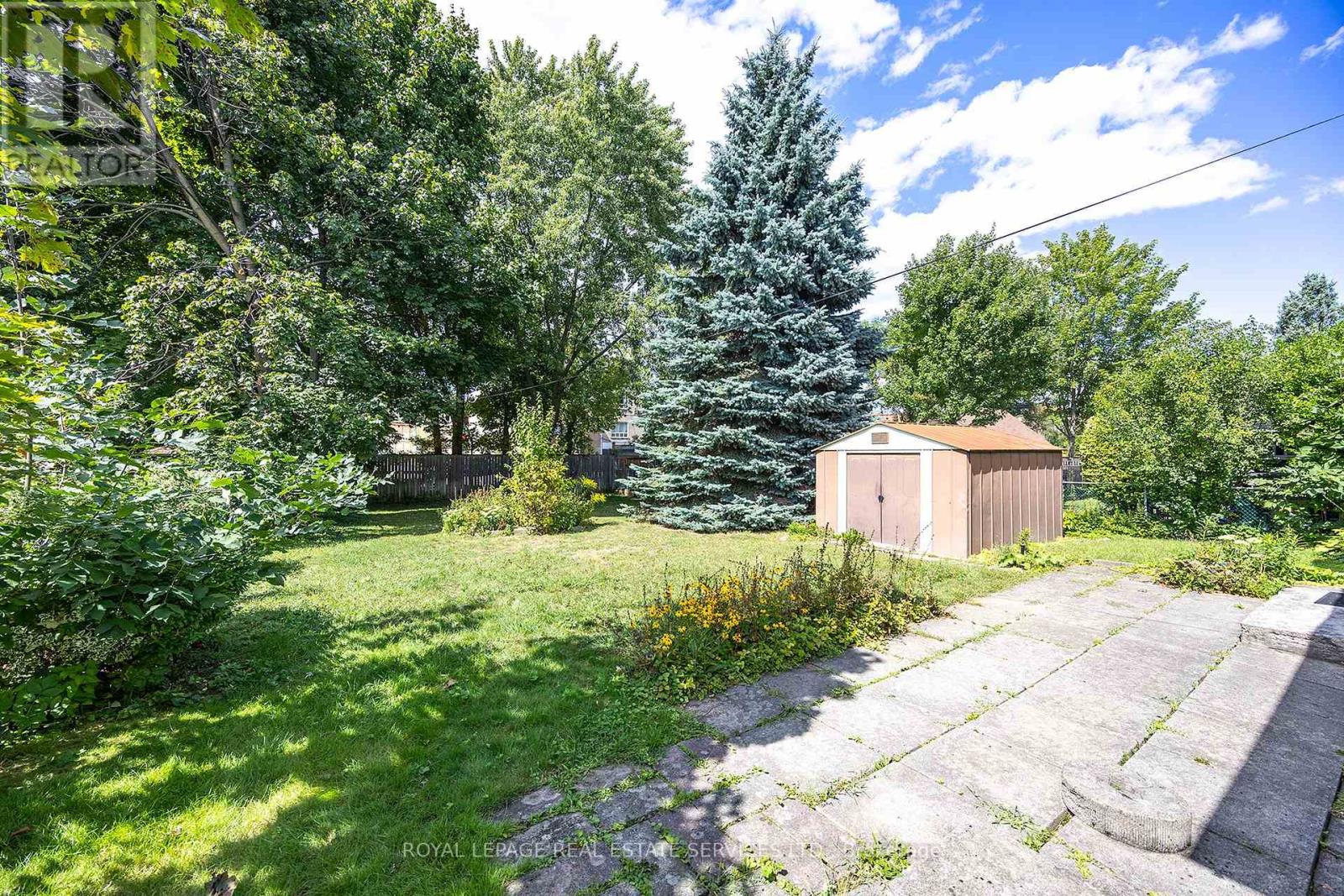 48 Minnewawa Road, Mississauga, Ontario  L5G 1C5 - Photo 15 - W12438691