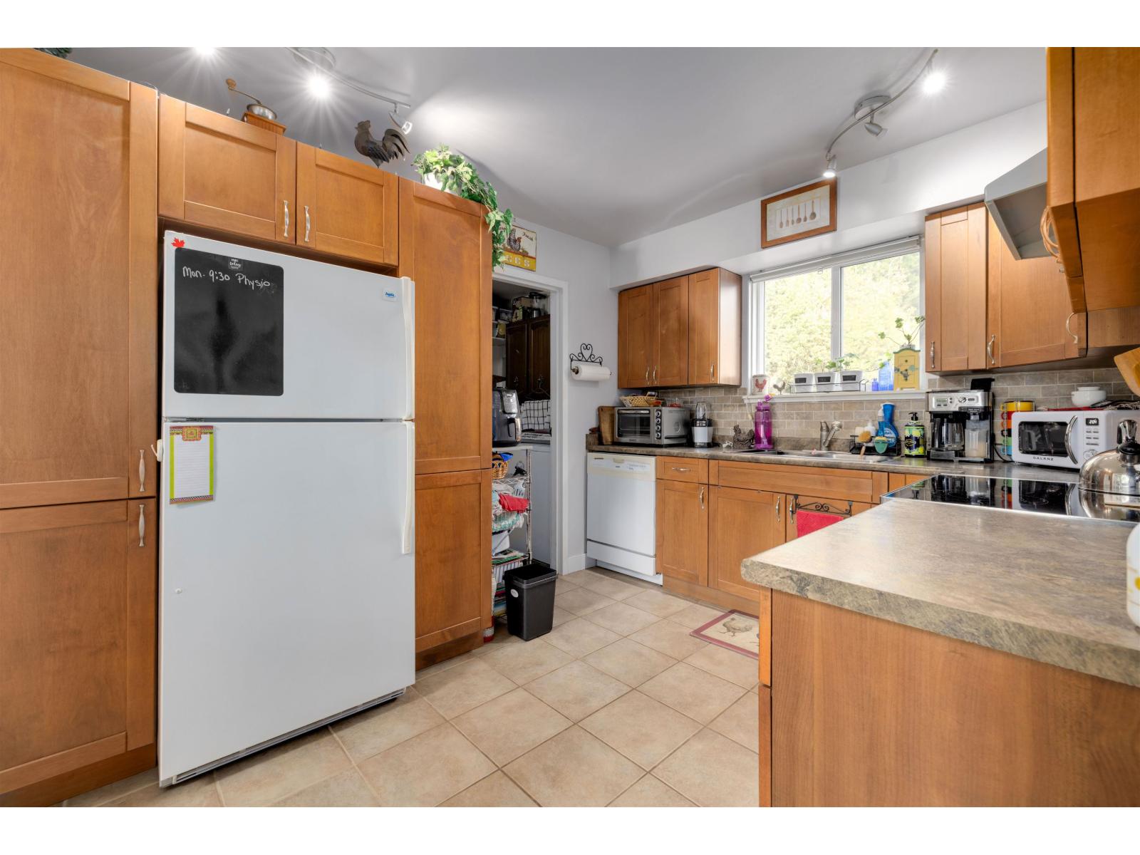 6211 W Greenside Drive, Surrey, British Columbia  V3S 5M8 - Photo 4 - R3053014