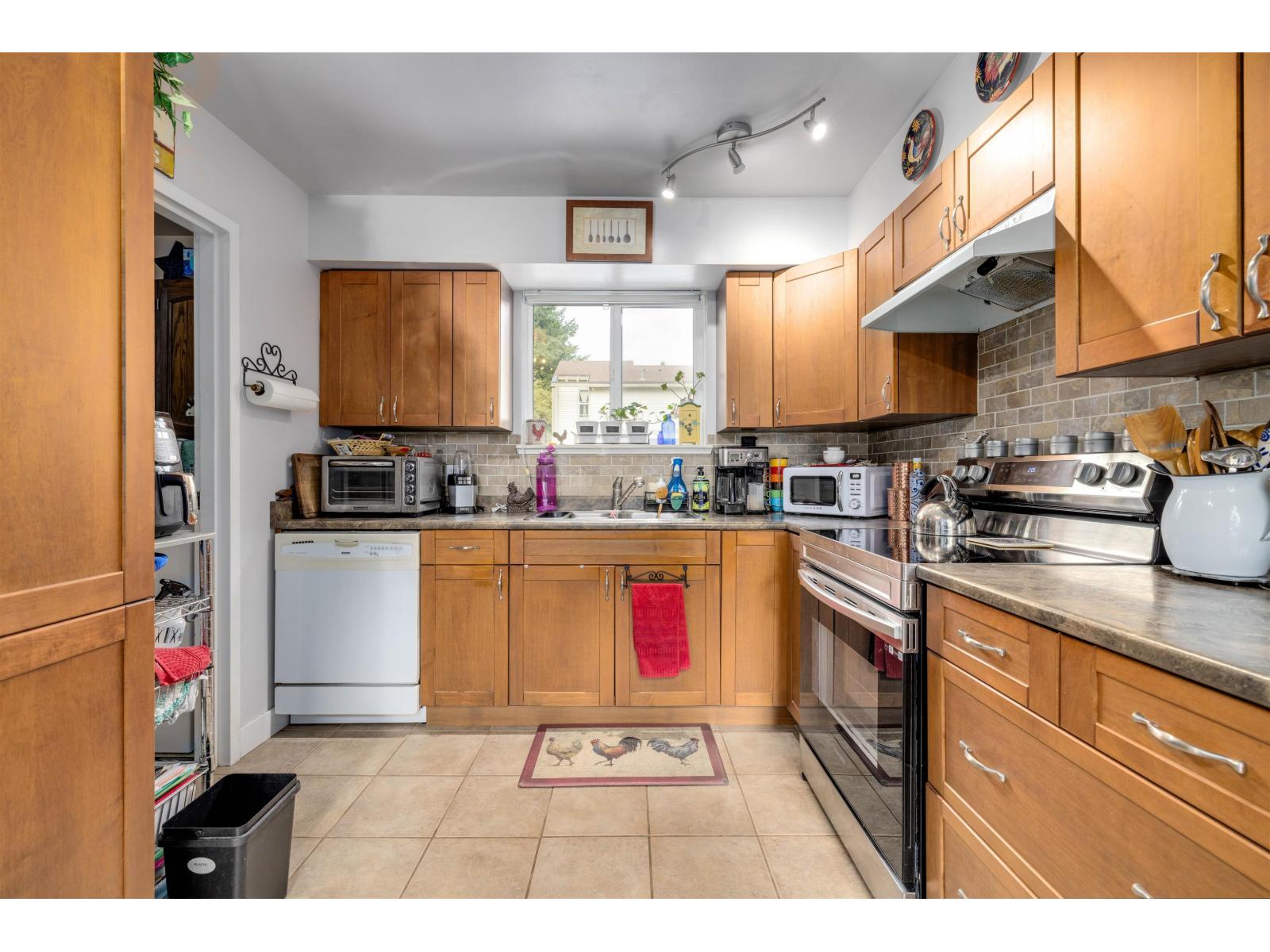 6211 W Greenside Drive, Surrey, British Columbia  V3S 5M8 - Photo 12 - R3053014