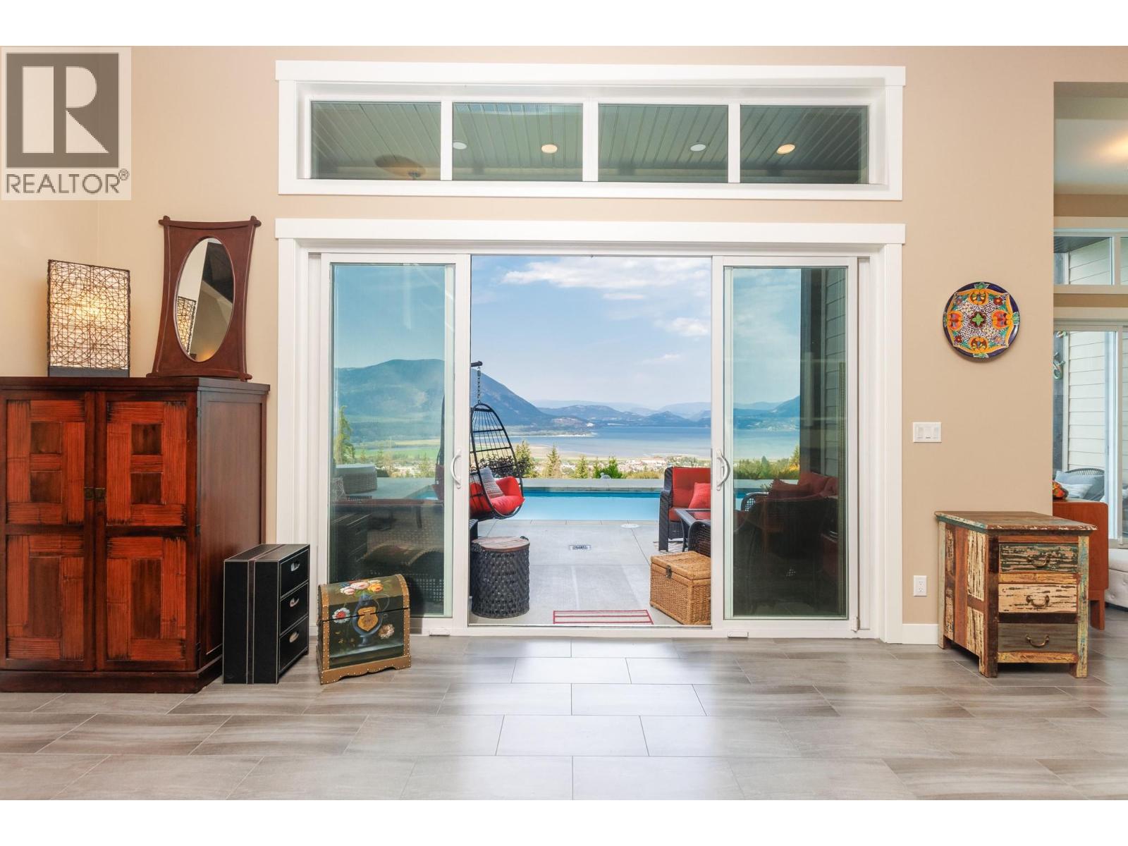 1061 19 Avenue Se, Salmon Arm, British Columbia  V1E 0E6 - Photo 33 - 10363286