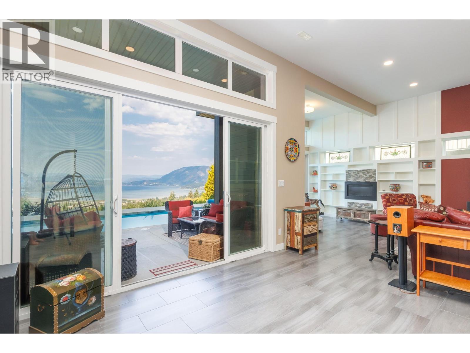 1061 19 Avenue Se, Salmon Arm, British Columbia  V1E 0E6 - Photo 34 - 10363286