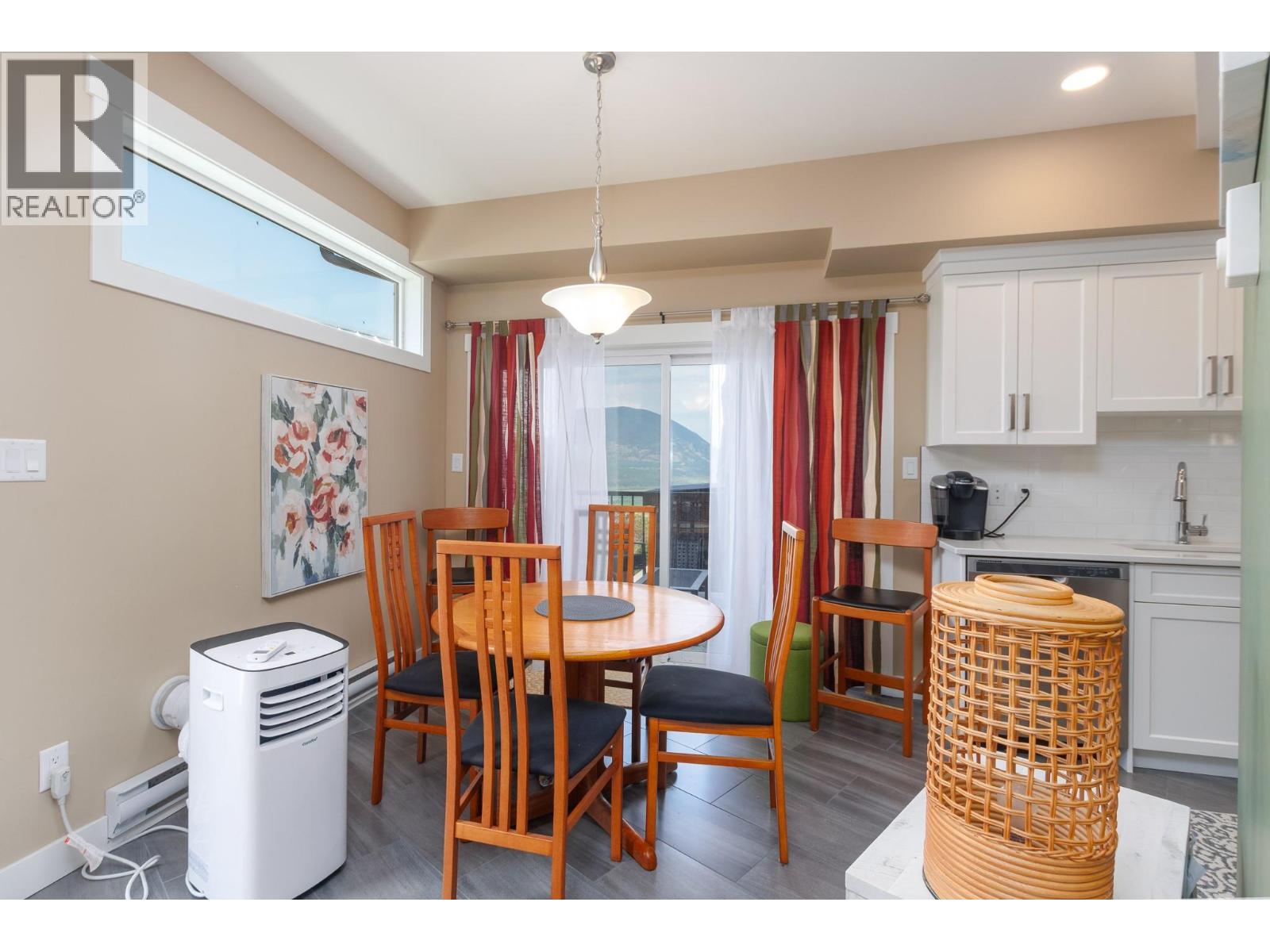 1061 19 Avenue Se, Salmon Arm, British Columbia  V1E 0E6 - Photo 59 - 10363286