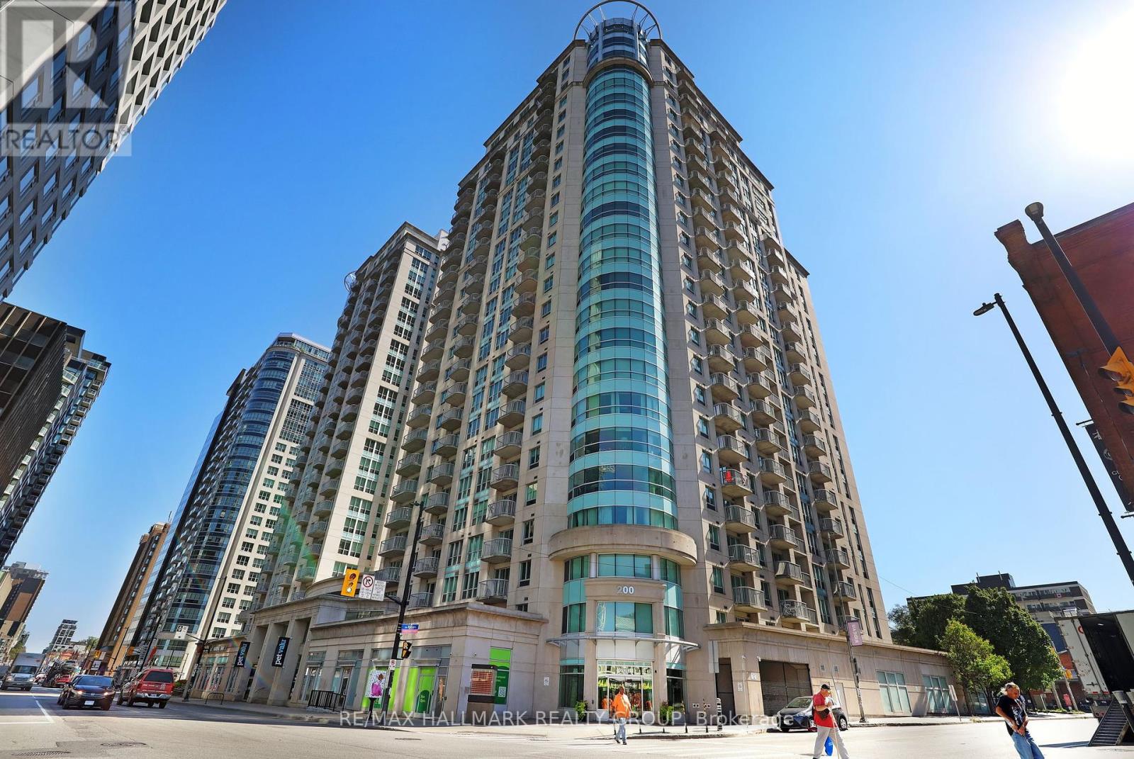 504 - 200 Rideau Street, Ottawa, Ontario  K1N 5Y1 - Photo 1 - X12438698