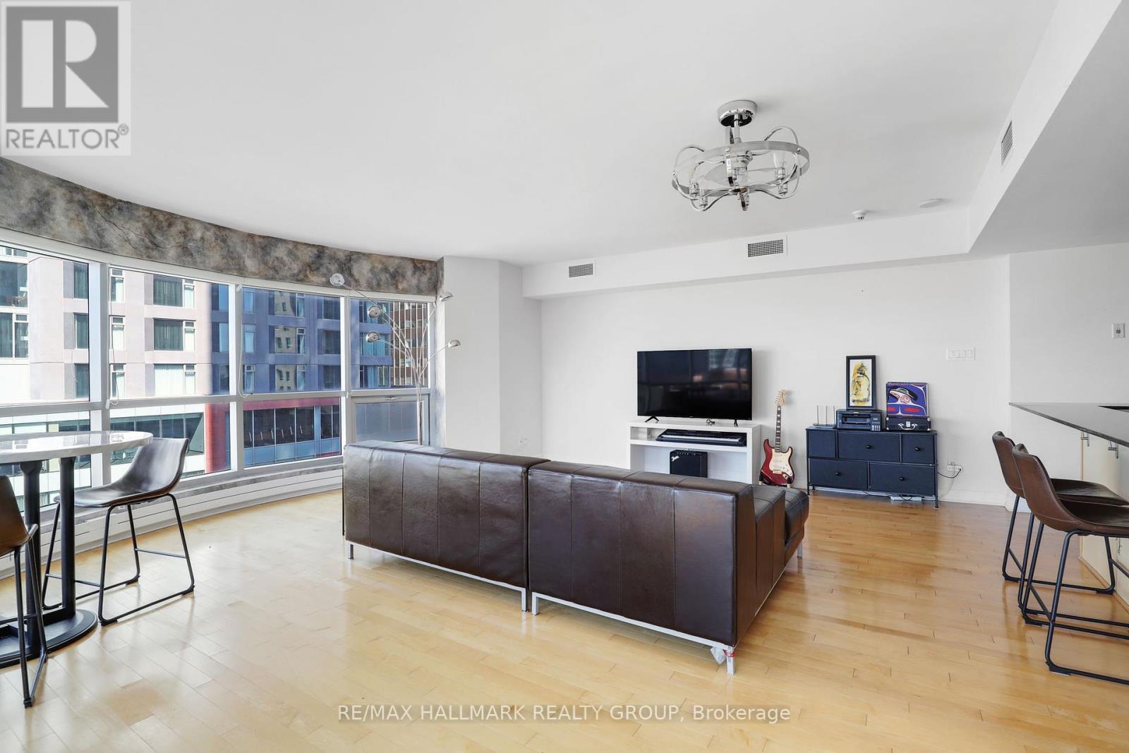 504 - 200 Rideau Street, Ottawa, Ontario  K1N 5Y1 - Photo 12 - X12438698