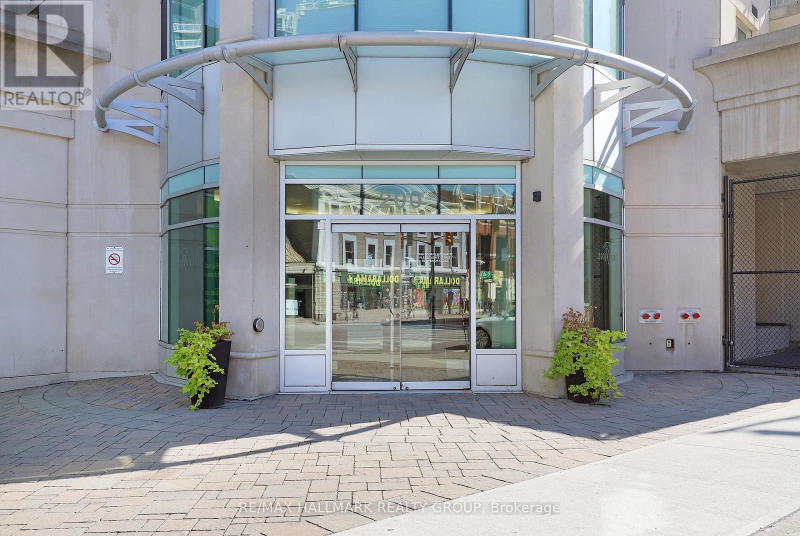 504 - 200 Rideau Street, Ottawa, Ontario  K1N 5Y1 - Photo 2 - X12438698