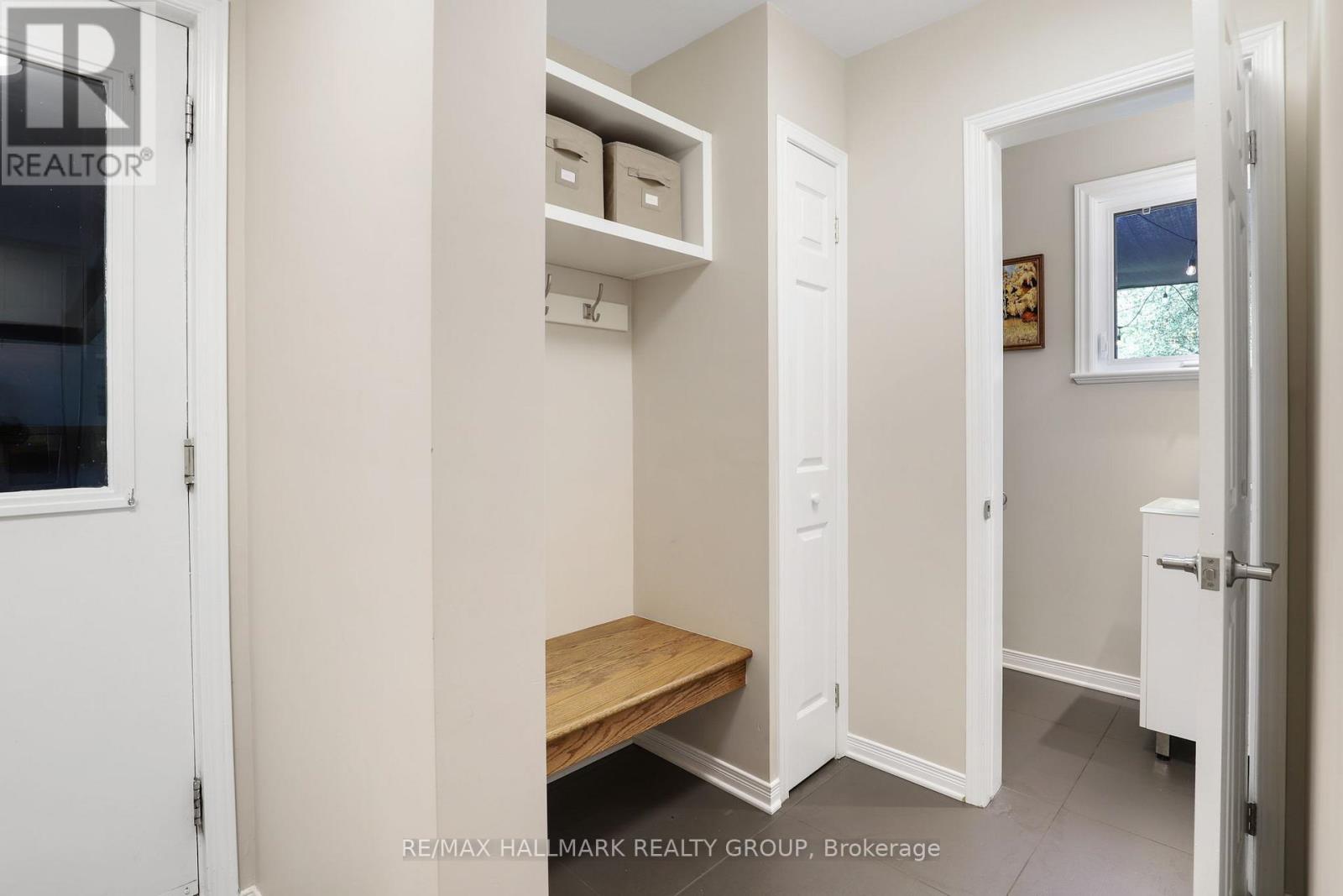 3062 Upper Otterson Place, Ottawa, Ontario  K1V 7B6 - Photo 16 - X12438725