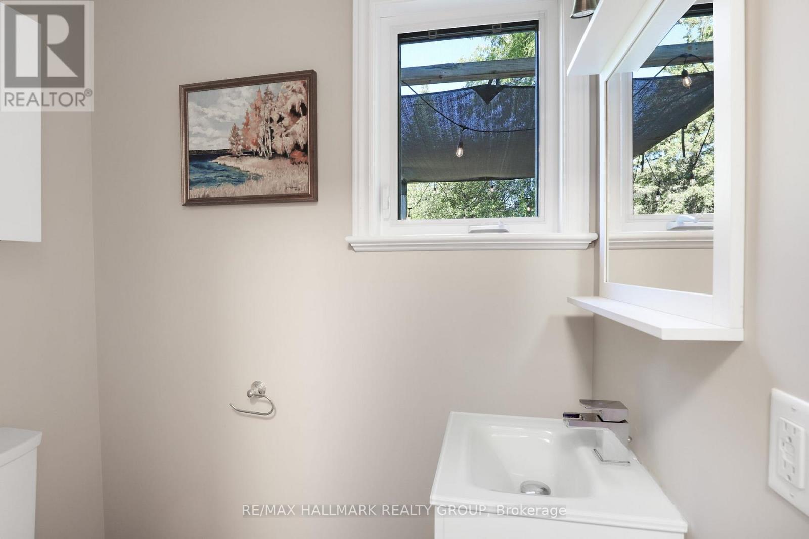 3062 Upper Otterson Place, Ottawa, Ontario  K1V 7B6 - Photo 17 - X12438725