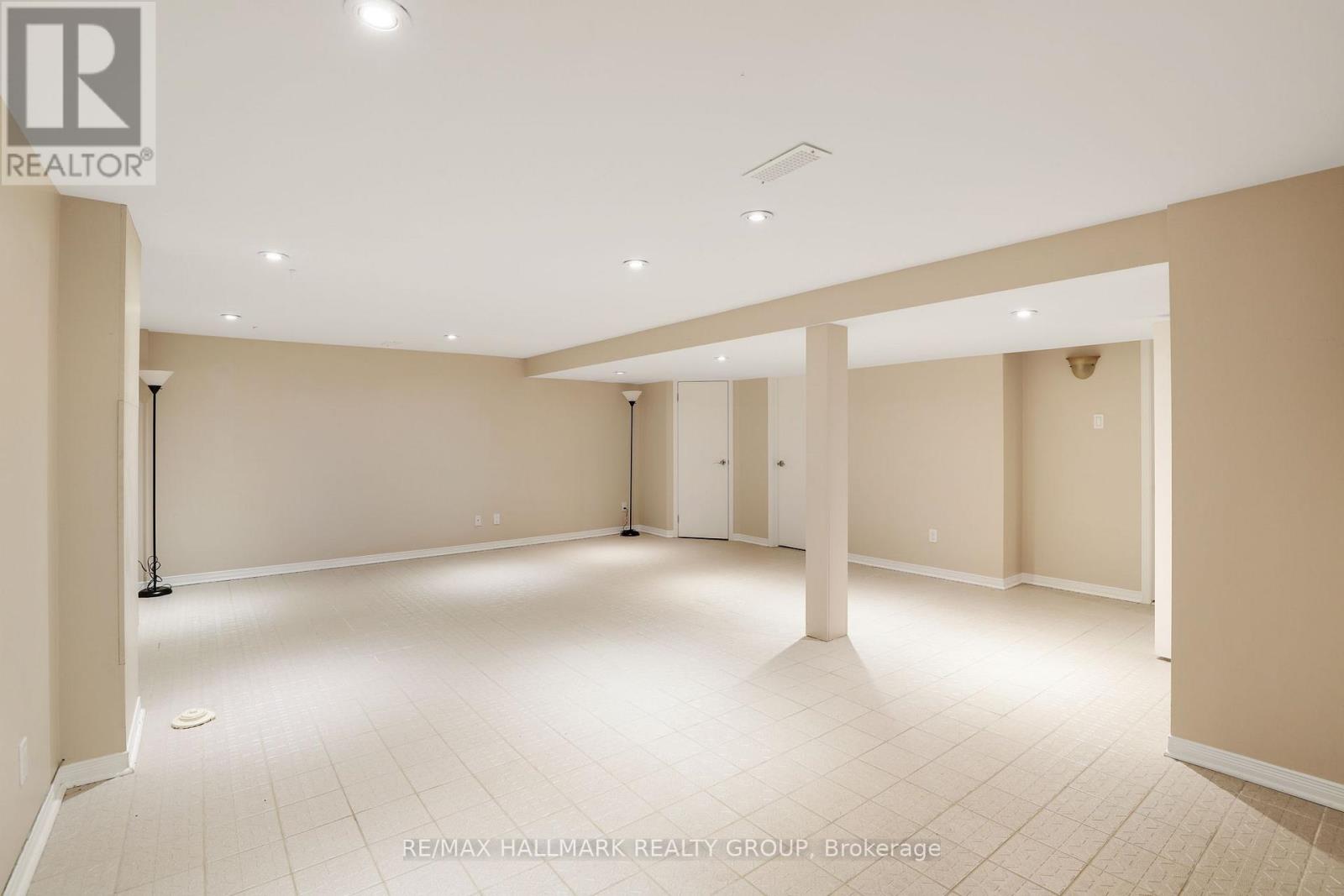 3062 Upper Otterson Place, Ottawa, Ontario  K1V 7B6 - Photo 29 - X12438725