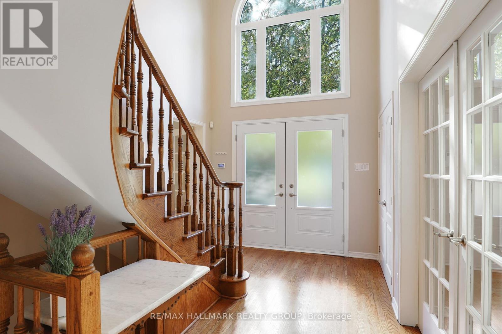 3062 Upper Otterson Place, Ottawa, Ontario  K1V 7B6 - Photo 3 - X12438725