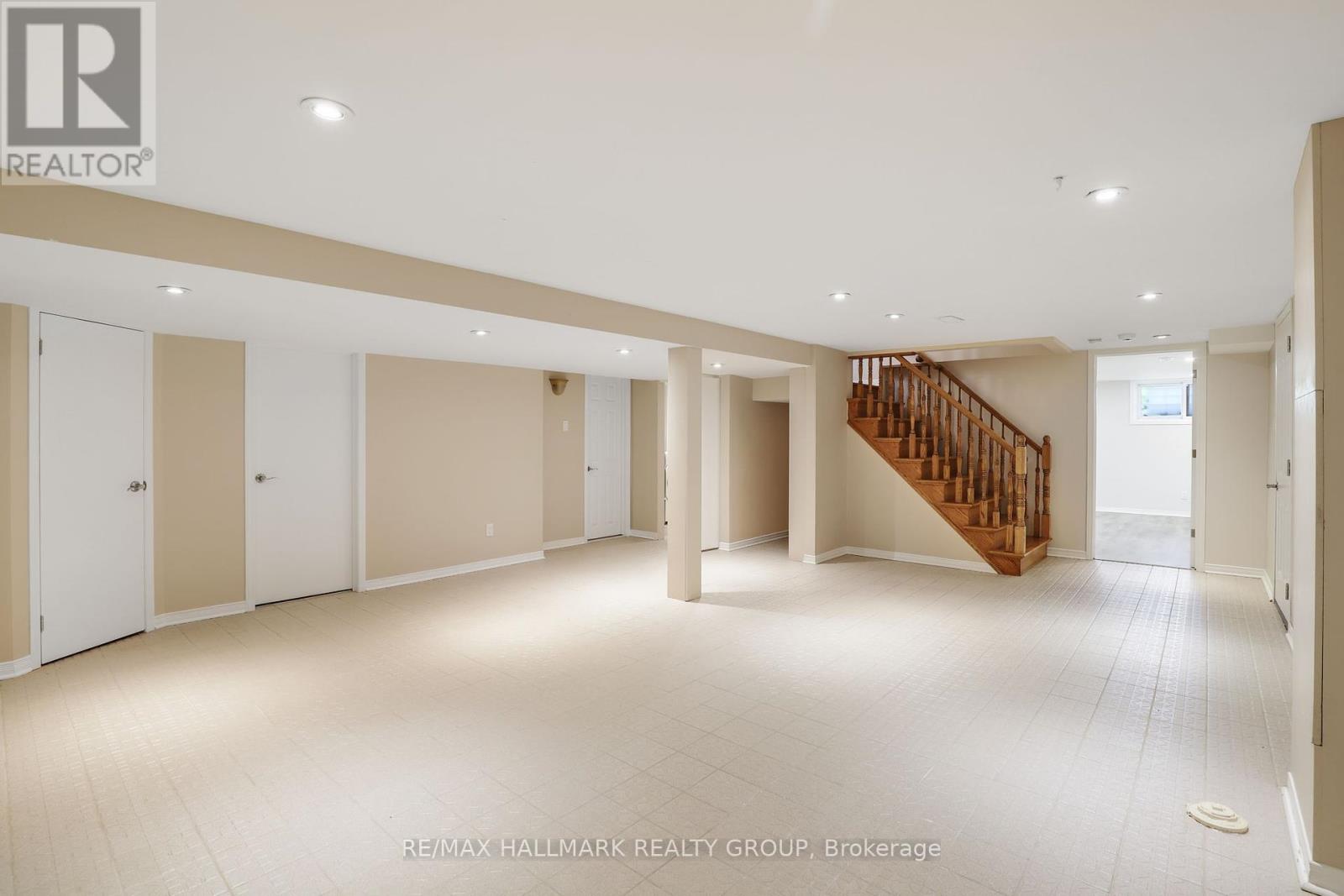3062 Upper Otterson Place, Ottawa, Ontario  K1V 7B6 - Photo 30 - X12438725
