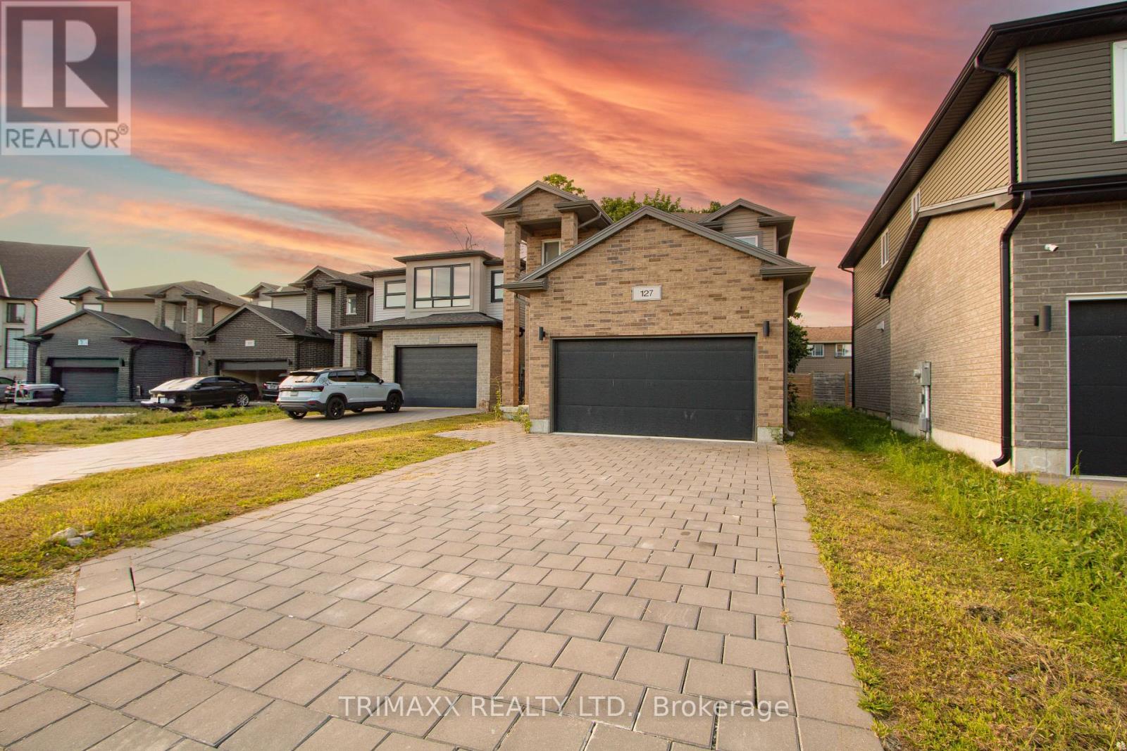 127 Marconi Court, London East, Ontario  N5V 0C9 - Photo 5 - X12438641