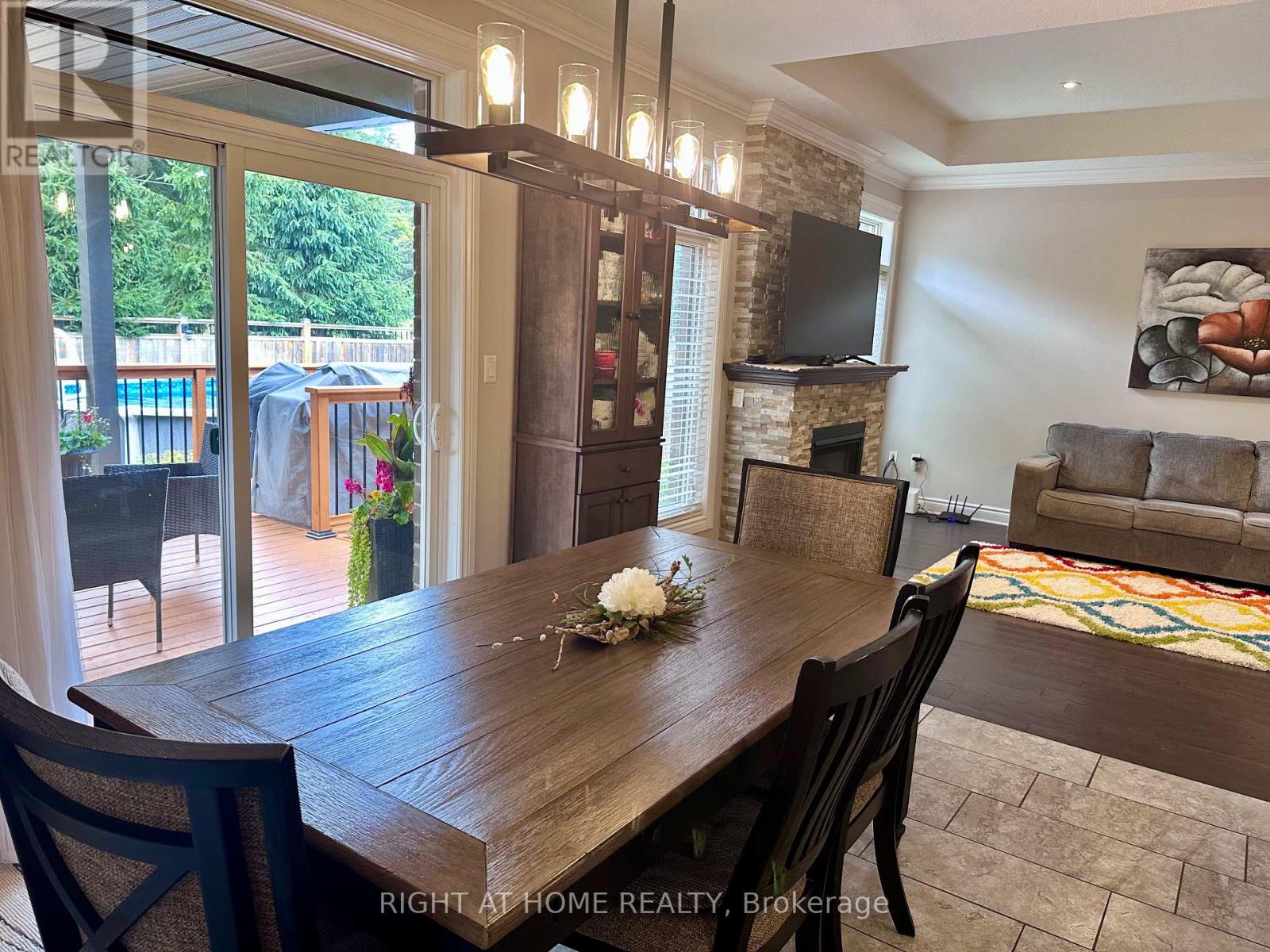 1 Drake Court, Strathroy-Caradoc (Sw), Ontario  N7G 0E1 - Photo 4 - X12438659