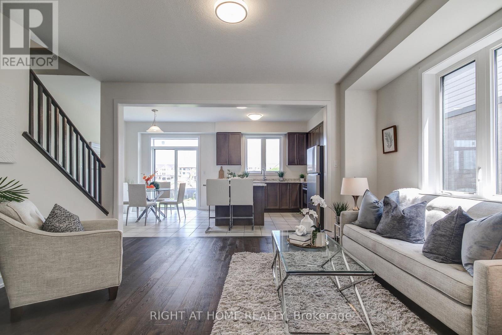 204 Wilmot Road, Brantford, Ontario  N3T 5L5 - Photo 7 - X12438667