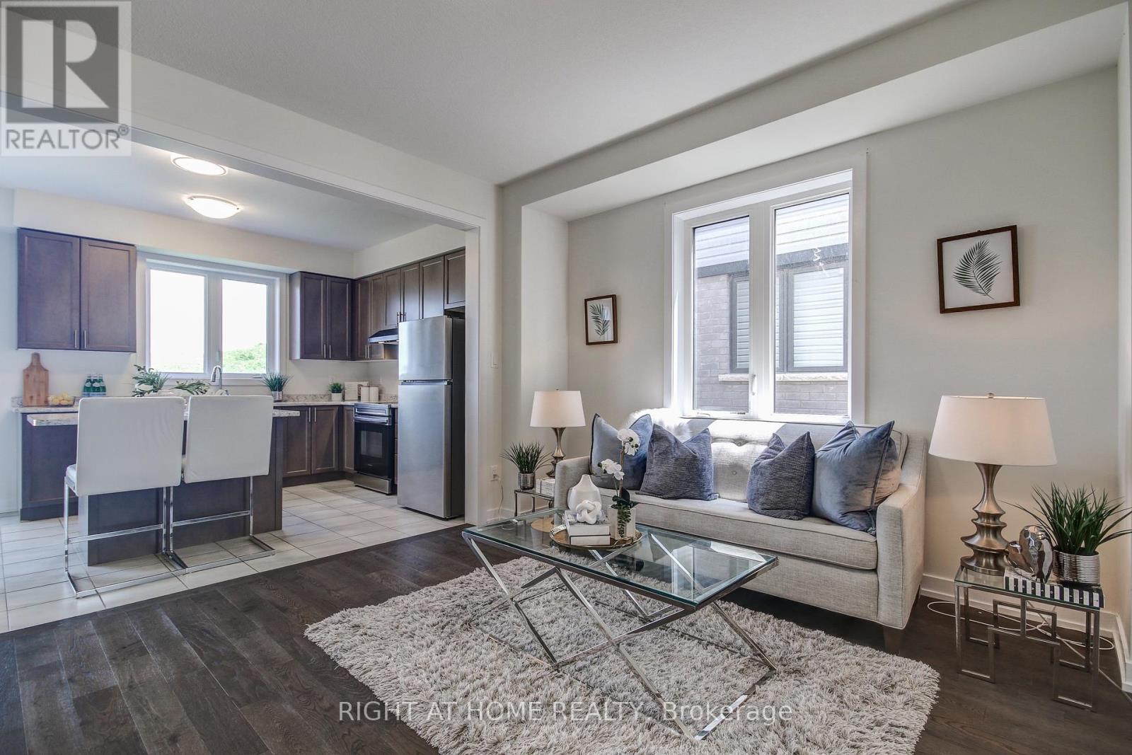 204 Wilmot Road, Brantford, Ontario  N3T 5L5 - Photo 8 - X12438667