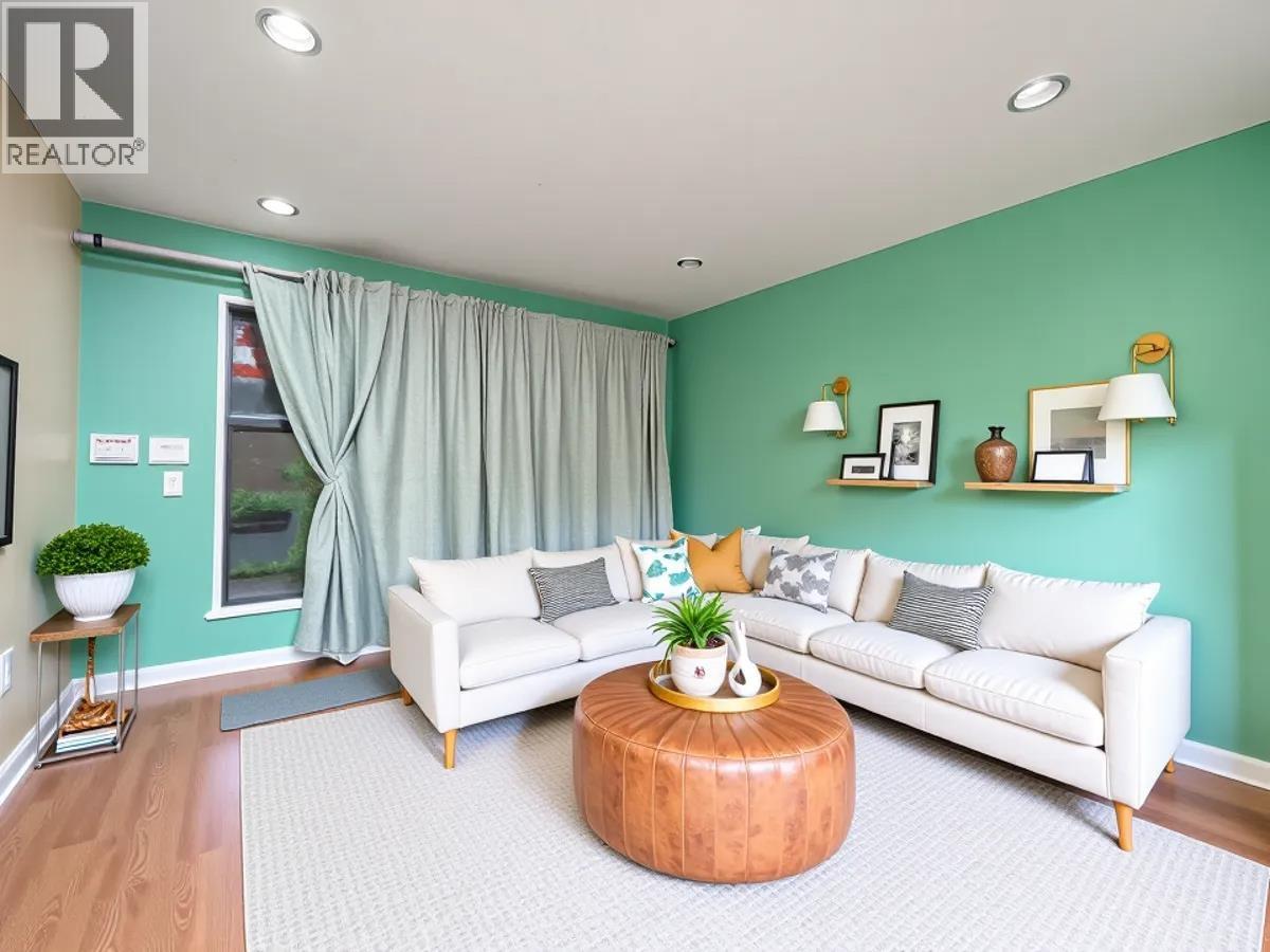 103 212 FORBES AVENUE, North Vancouver, British Columbia