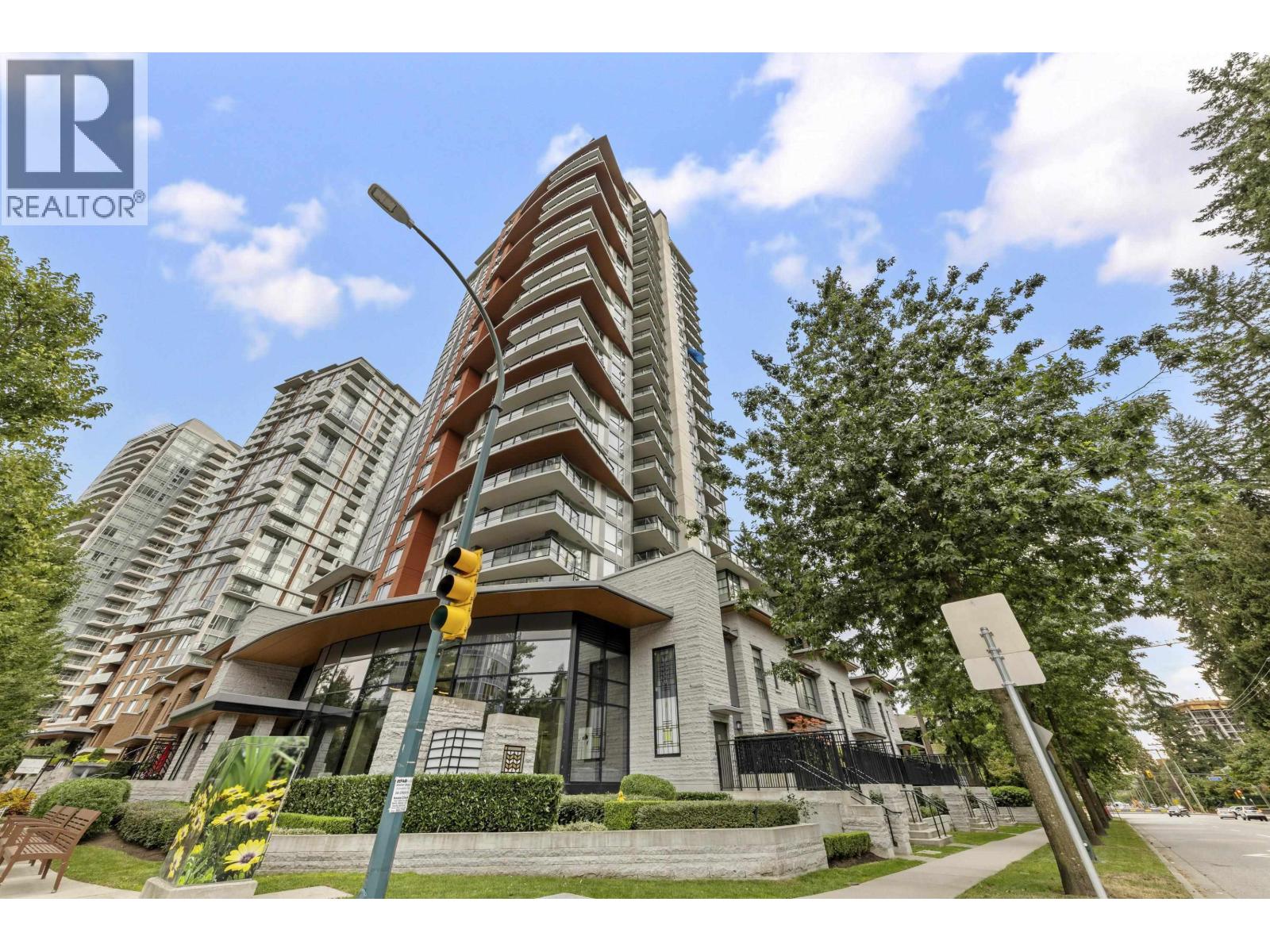 1001 3096 WINDSOR GATE, Coquitlam, British Columbia