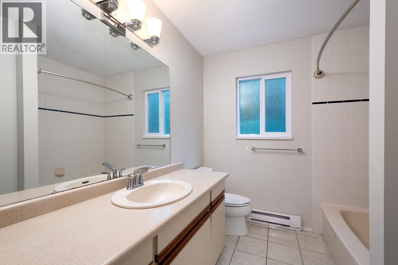 3164 Pier Drive, Coquitlam, British Columbia  V3C 5S5 - Photo 19 - R3054213