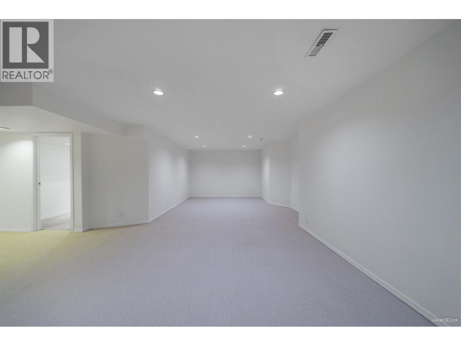 1072 Clements Avenue, North Vancouver, British Columbia  V7R 2L4 - Photo 25 - R3054243