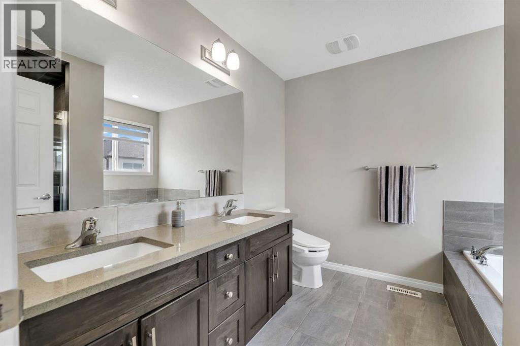 78 Osborne Common Sw, Airdrie, Alberta  T4B 5E4 - Photo 18 - A2249019
