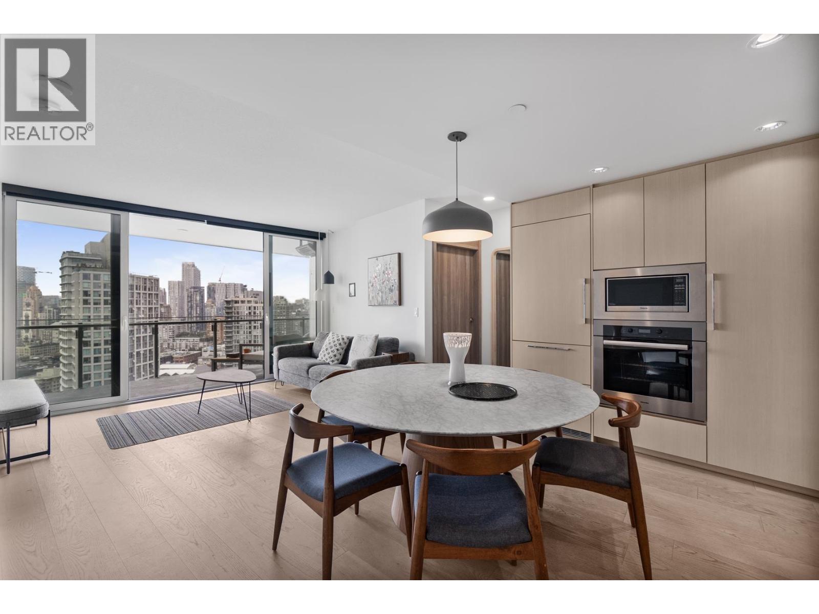 2720 89 NELSON STREET, Vancouver, British Columbia
