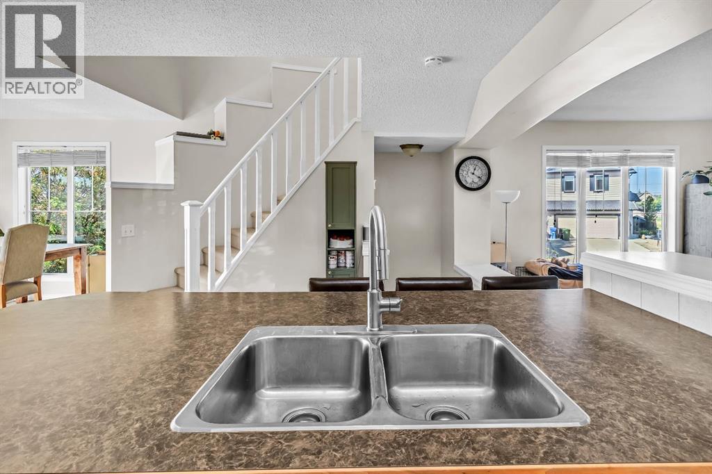140 Tuscany Ridge Terrace Nw, Calgary, Alberta  T3L 3A6 - Photo 17 - A2258097