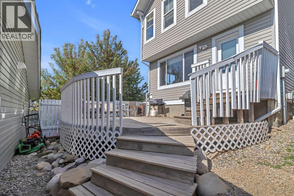 140 Tuscany Ridge Terrace Nw, Calgary, Alberta  T3L 3A6 - Photo 41 - A2258097