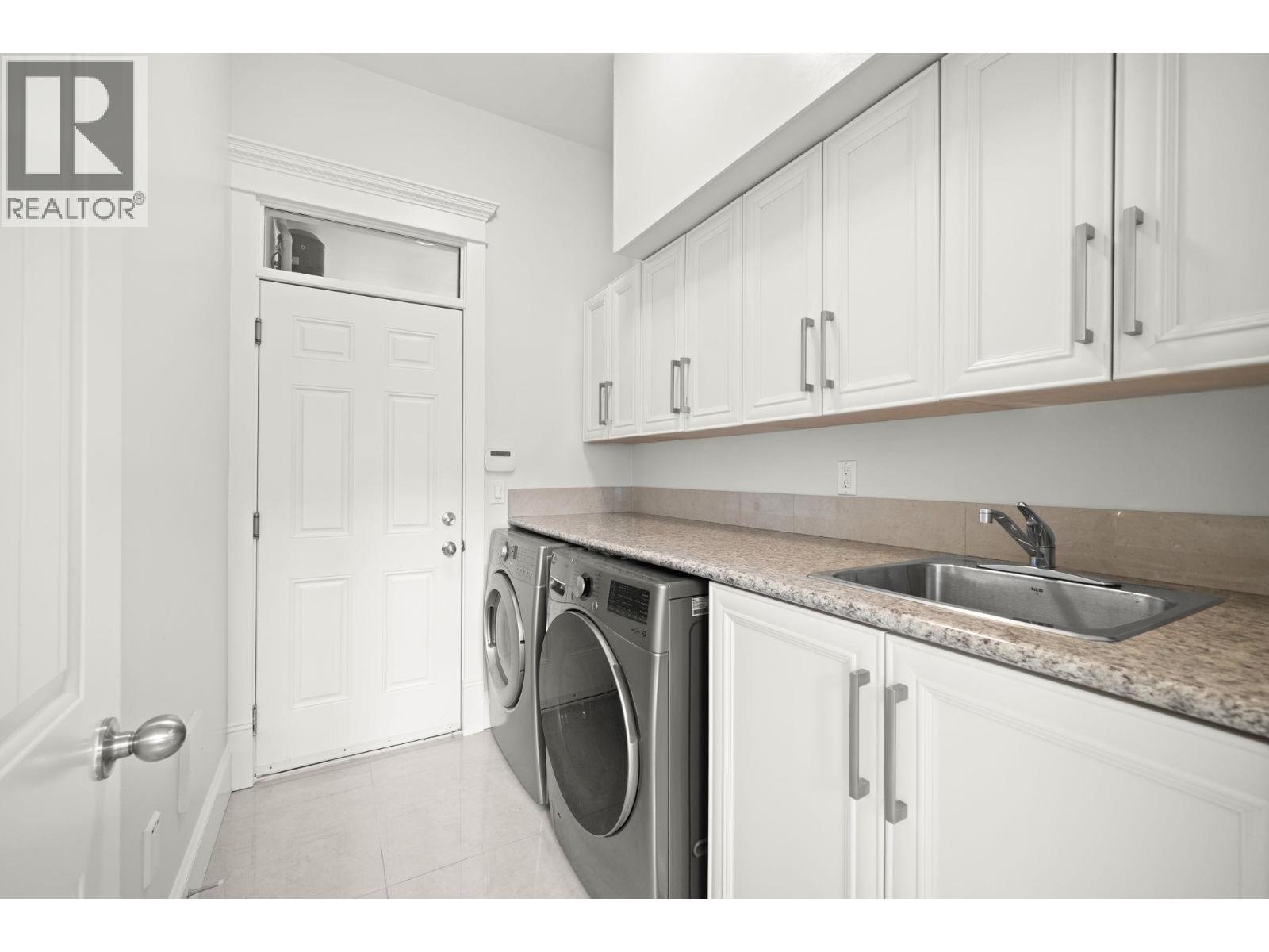 8751 Rosevale Road, Richmond, British Columbia  V7A 2H6 - Photo 21 - R3054232