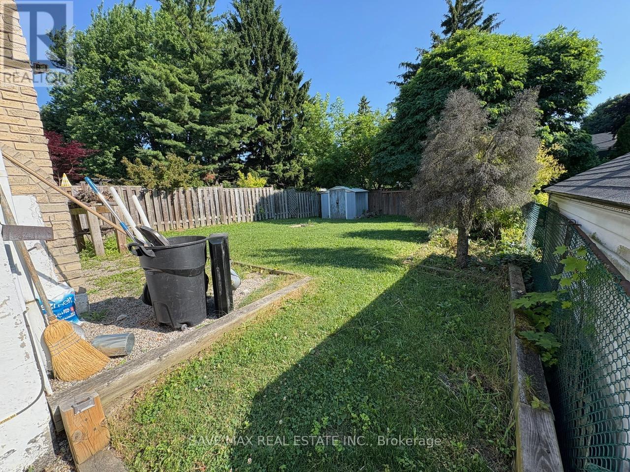 297 Magnolia Drive, Hamilton, Ontario  L9C 6R2 - Photo 18 - X12435895