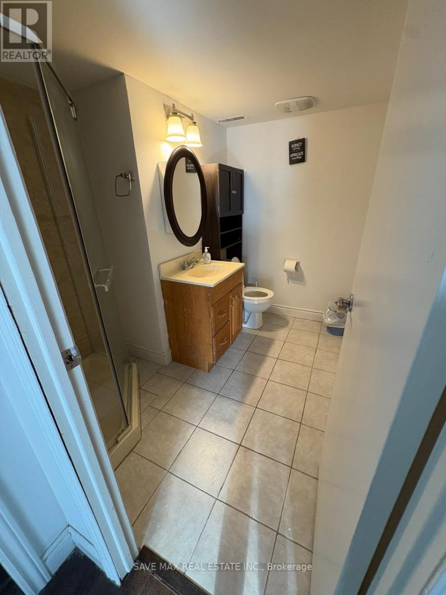 297 Magnolia Drive, Hamilton, Ontario  L9C 6R2 - Photo 8 - X12435895