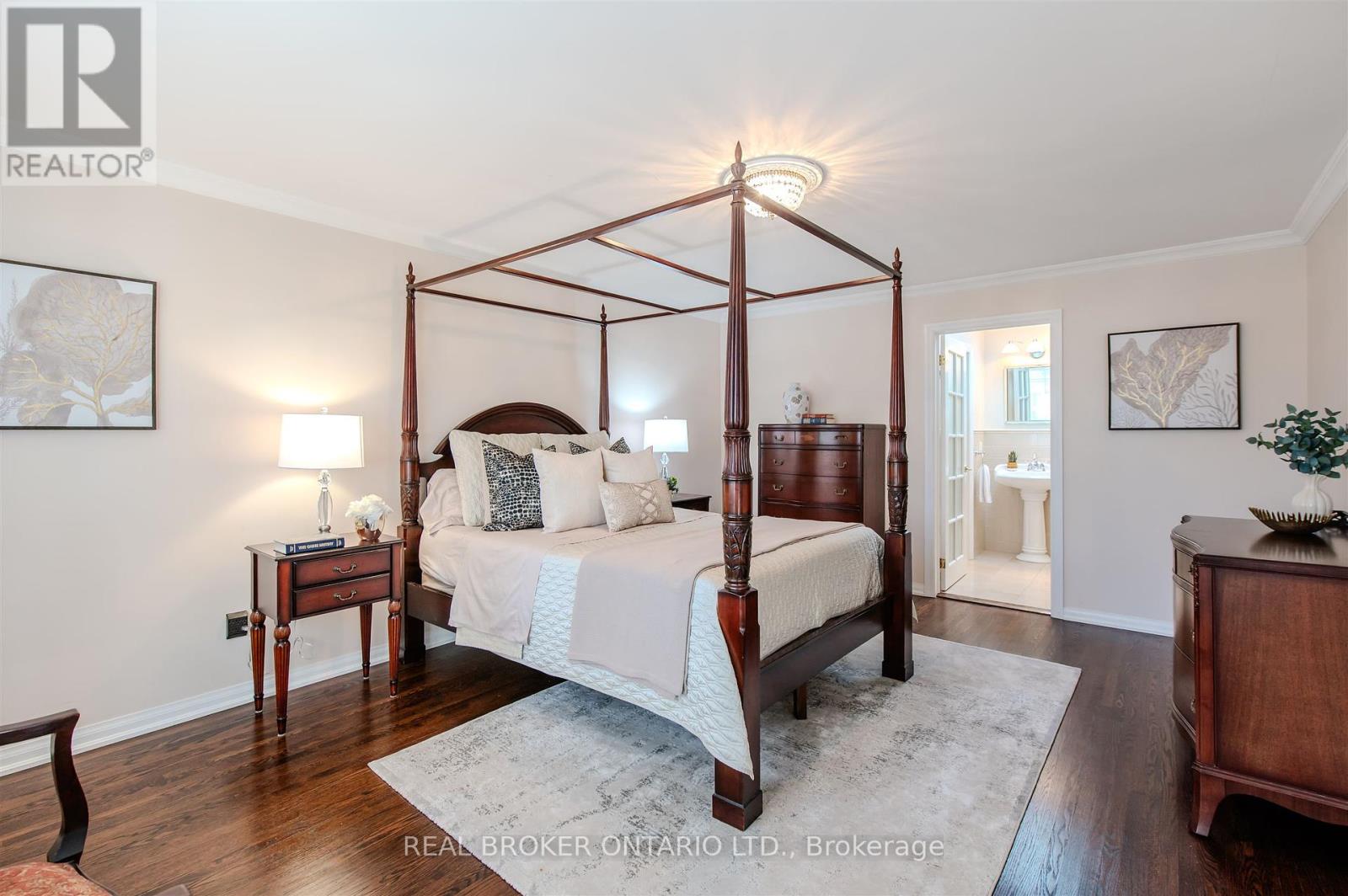 6 Streatham Place, Toronto, Ontario  M9B 6A4 - Photo 21 - W12435633
