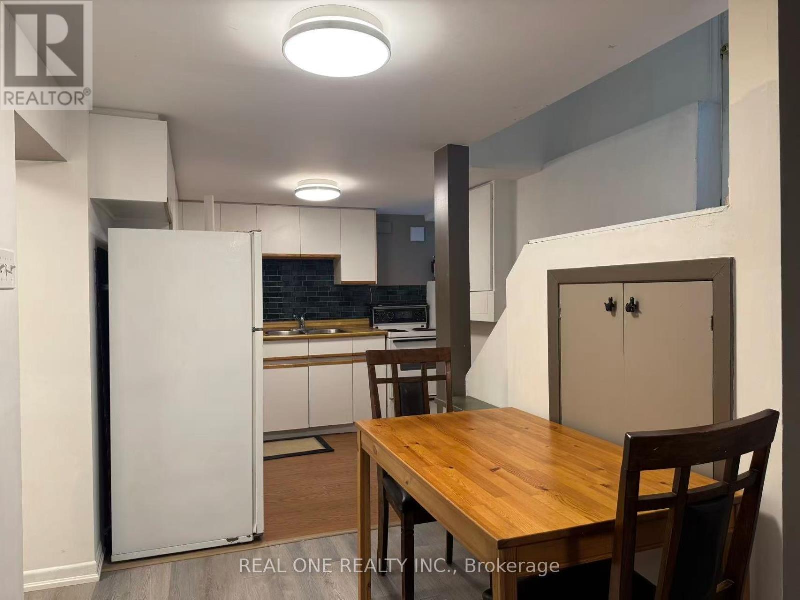 Basement - 391 Parkside Drive, Toronto, Ontario  M6R 2Z7 - Photo 7 - W12437641