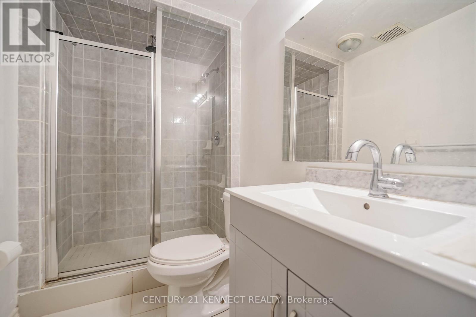 790 Stonehaven Avenue, Newmarket, Ontario  L3X 2G2 - Photo 13 - N12438703