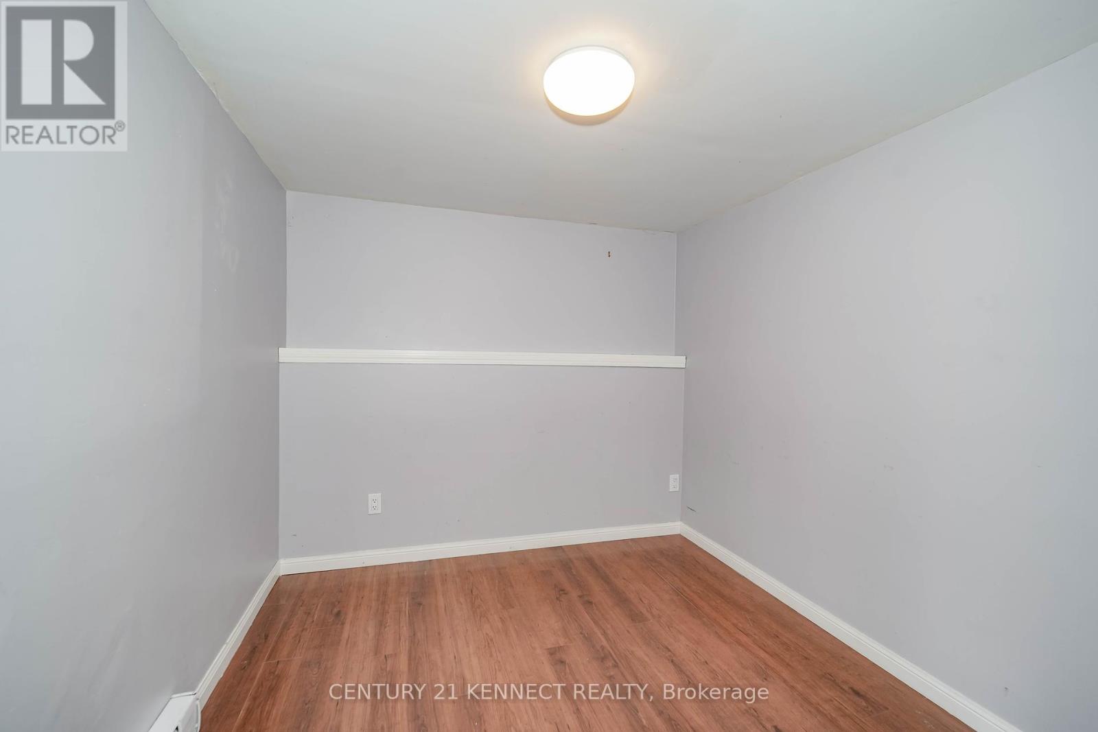 790 Stonehaven Avenue, Newmarket, Ontario  L3X 2G2 - Photo 6 - N12438703