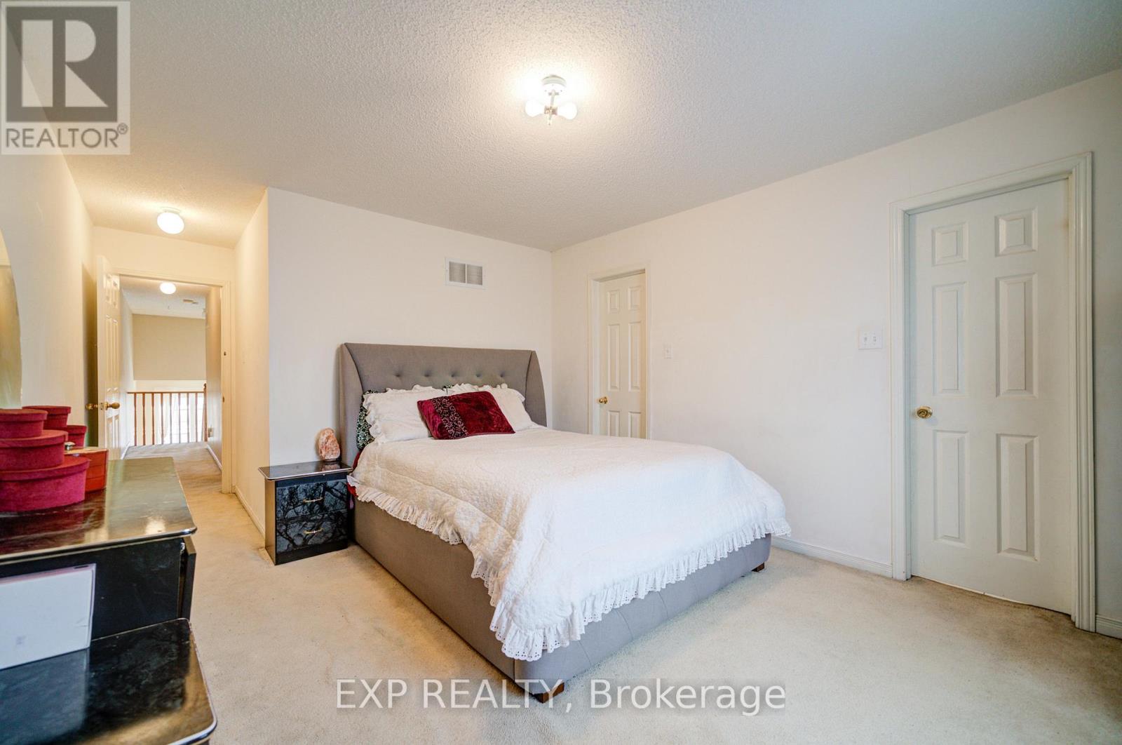 163 Sassafras Circle, Vaughan, Ontario  L4J 8M6 - Photo 21 - N12438717