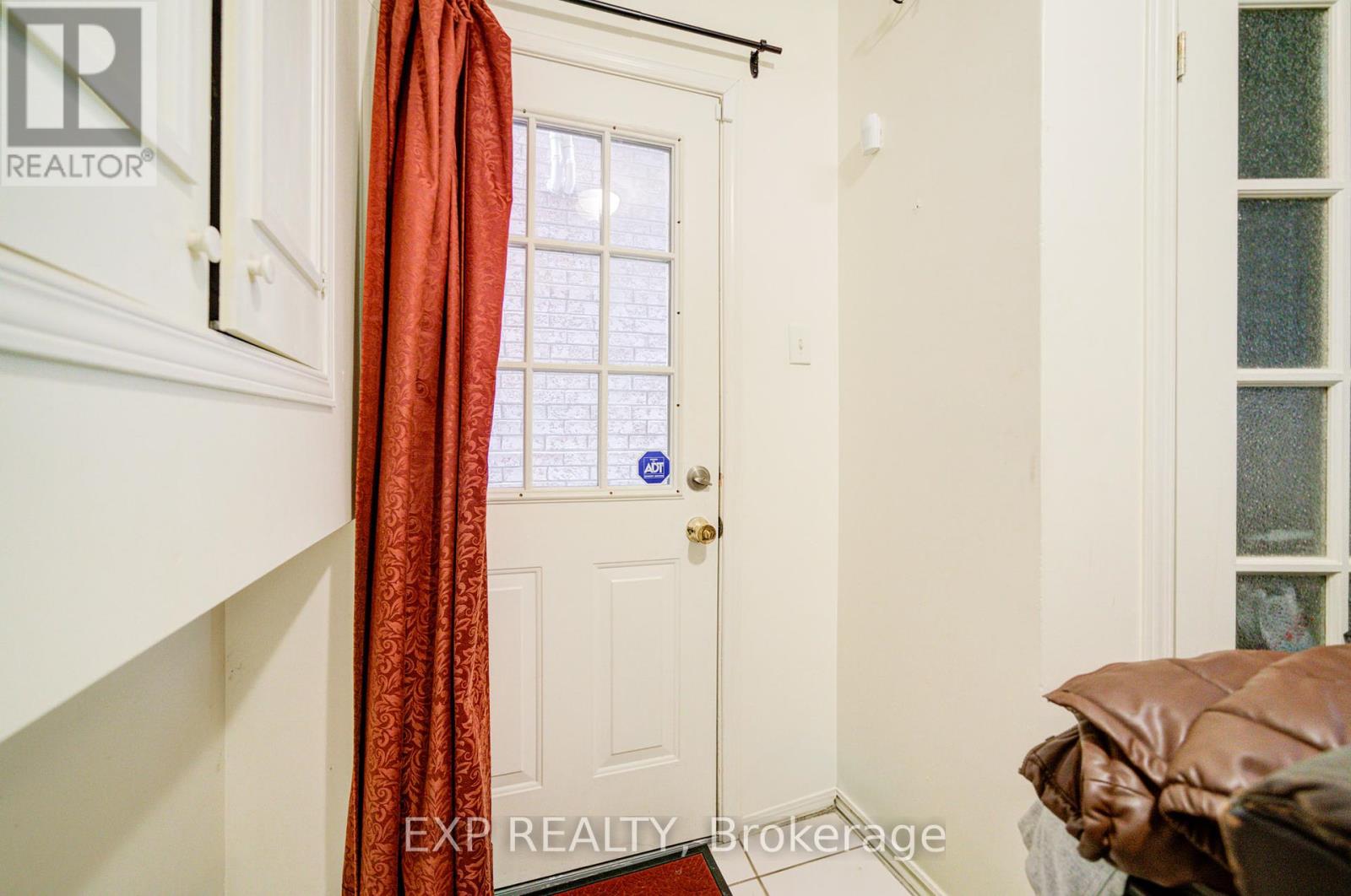 163 Sassafras Circle, Vaughan, Ontario  L4J 8M6 - Photo 36 - N12438717
