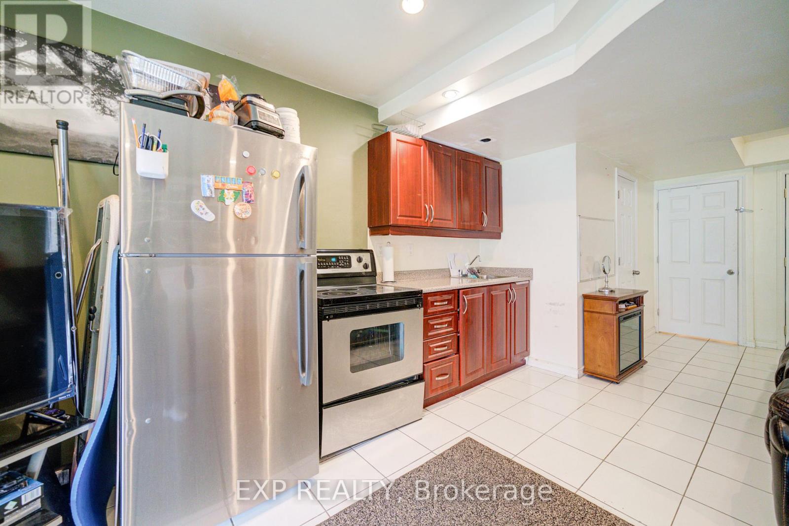 163 Sassafras Circle, Vaughan, Ontario  L4J 8M6 - Photo 37 - N12438717