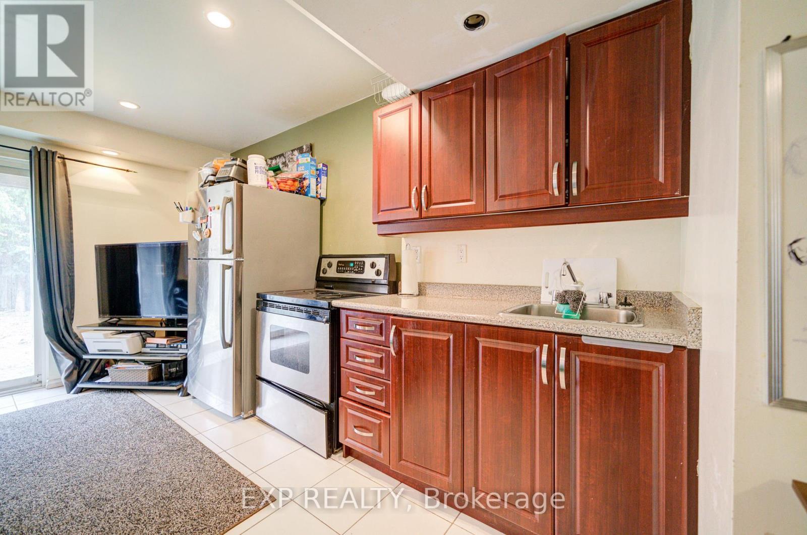 163 Sassafras Circle, Vaughan, Ontario  L4J 8M6 - Photo 38 - N12438717