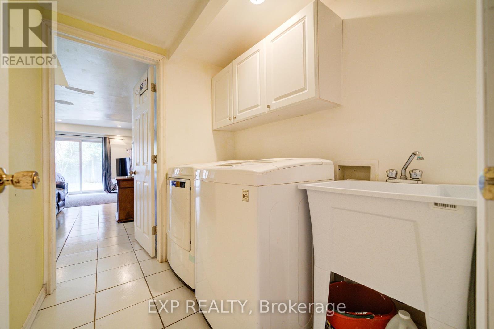 163 Sassafras Circle, Vaughan, Ontario  L4J 8M6 - Photo 41 - N12438717