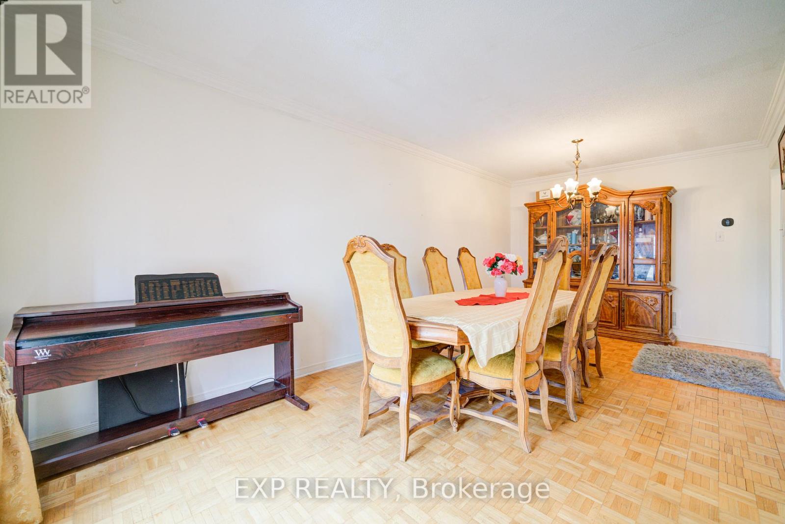 163 Sassafras Circle, Vaughan, Ontario  L4J 8M6 - Photo 7 - N12438717