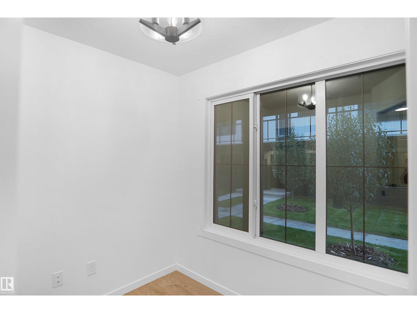 #20 29 Airport Rd Nw, Edmonton, Alberta  T5G 2P9 - Photo 5 - E4439965