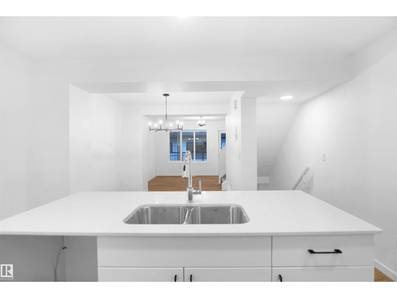 #20 29 Airport Rd Nw, Edmonton, Alberta  T5G 2P9 - Photo 10 - E4439965