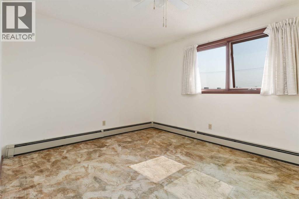 6521 49 Avenue, Camrose, Alberta  T4V 0P6 - Photo 18 - A2256057