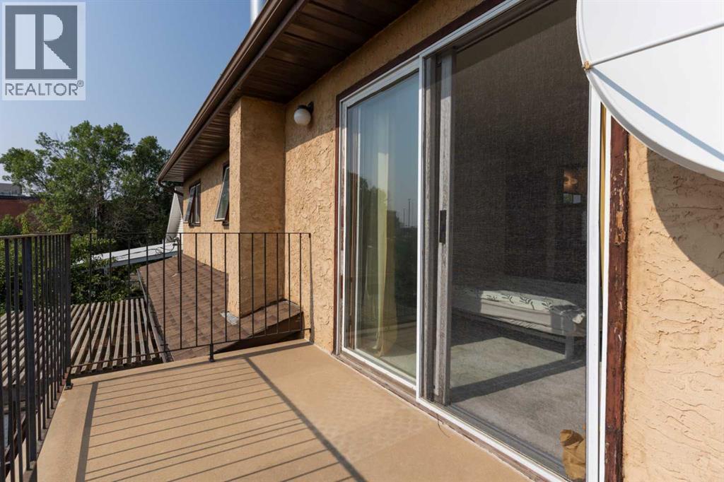 6521 49 Avenue, Camrose, Alberta  T4V 0P6 - Photo 24 - A2256057