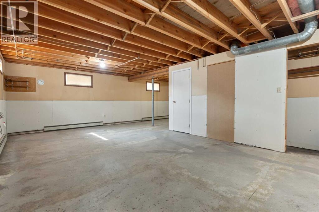 6521 49 Avenue, Camrose, Alberta  T4V 0P6 - Photo 29 - A2256057