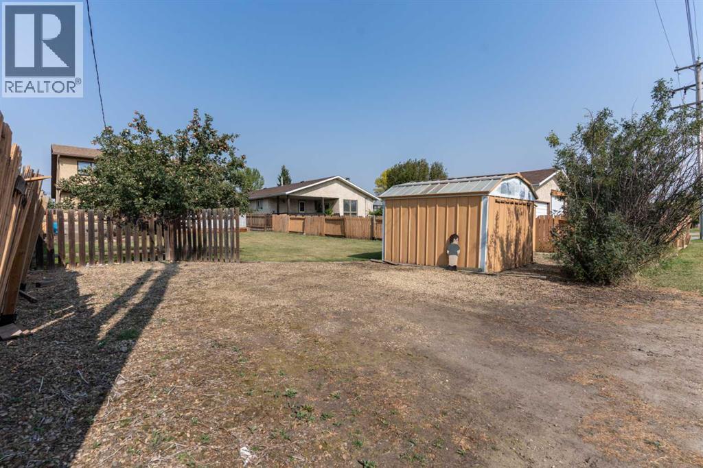 6521 49 Avenue, Camrose, Alberta  T4V 0P6 - Photo 42 - A2256057