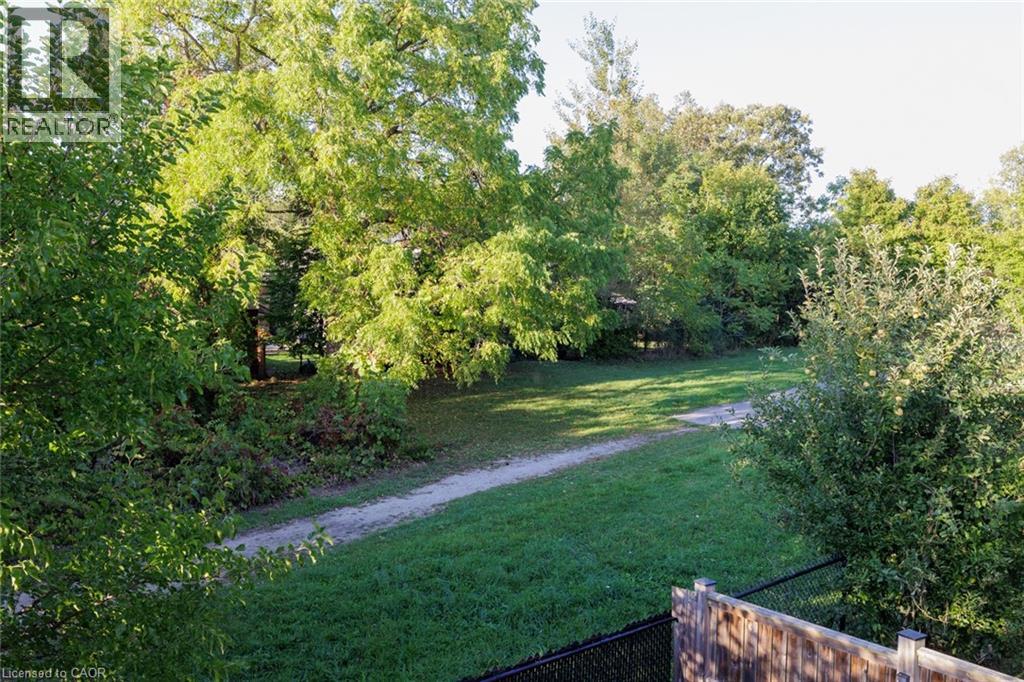 31 Broadoaks Drive, Cambridge, Ontario  N1T 2C3 - Photo 6 - 40775235