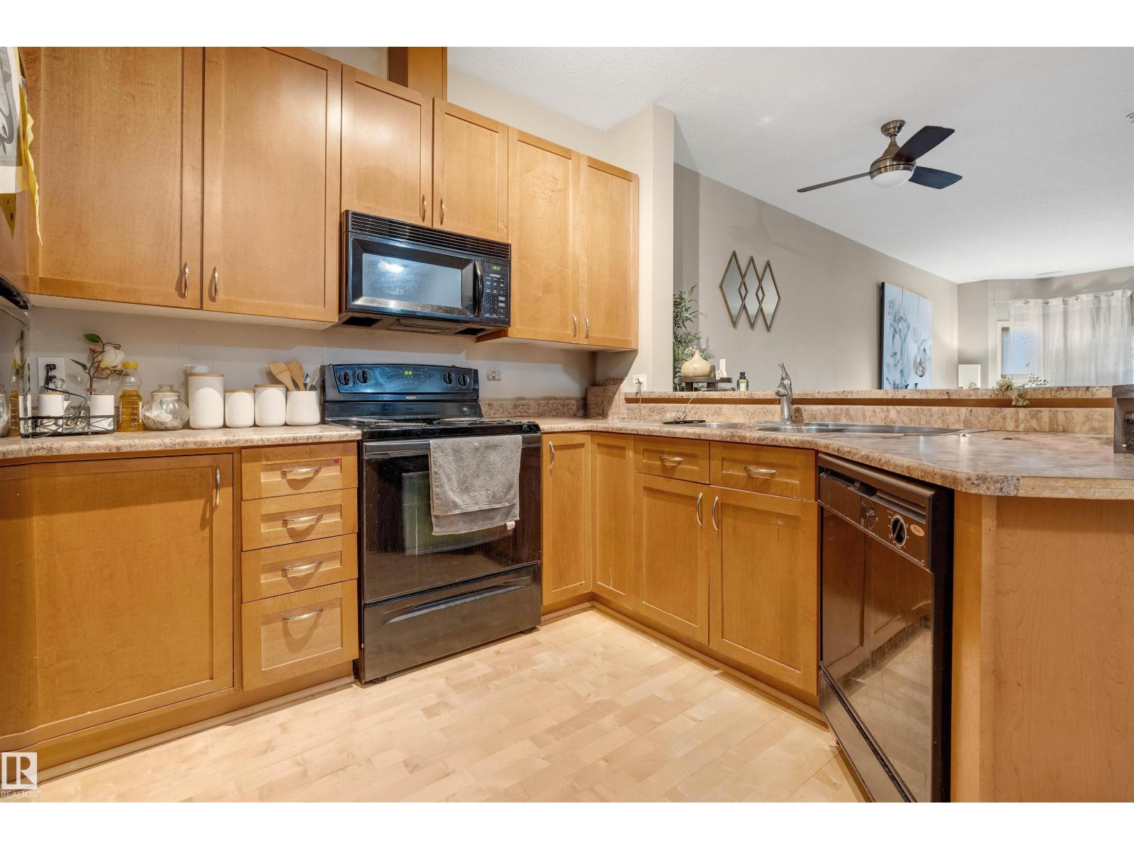 #102 4312 139 Av Nw, Edmonton, Alberta  T5Y 3J4 - Photo 4 - E4460316