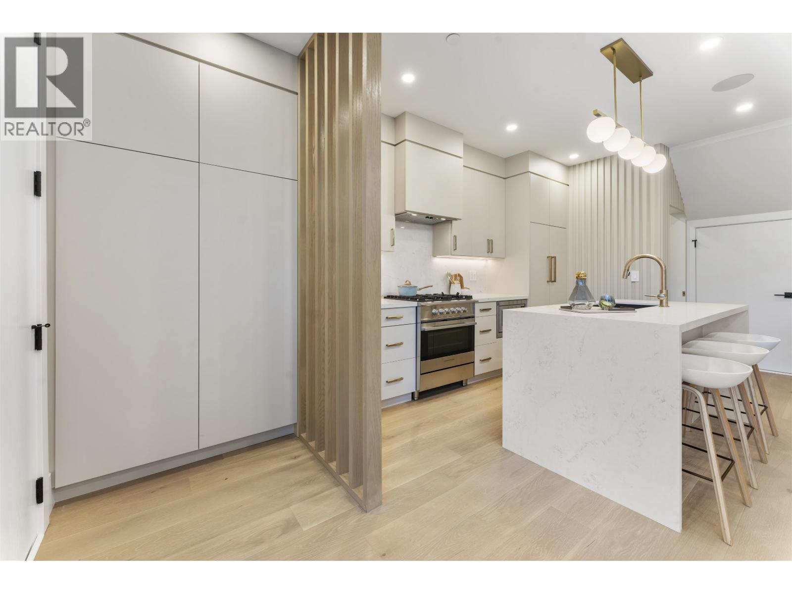 1 2138 W 48th Avenue, Vancouver, British Columbia  V6M 2P5 - Photo 6 - R3054023
