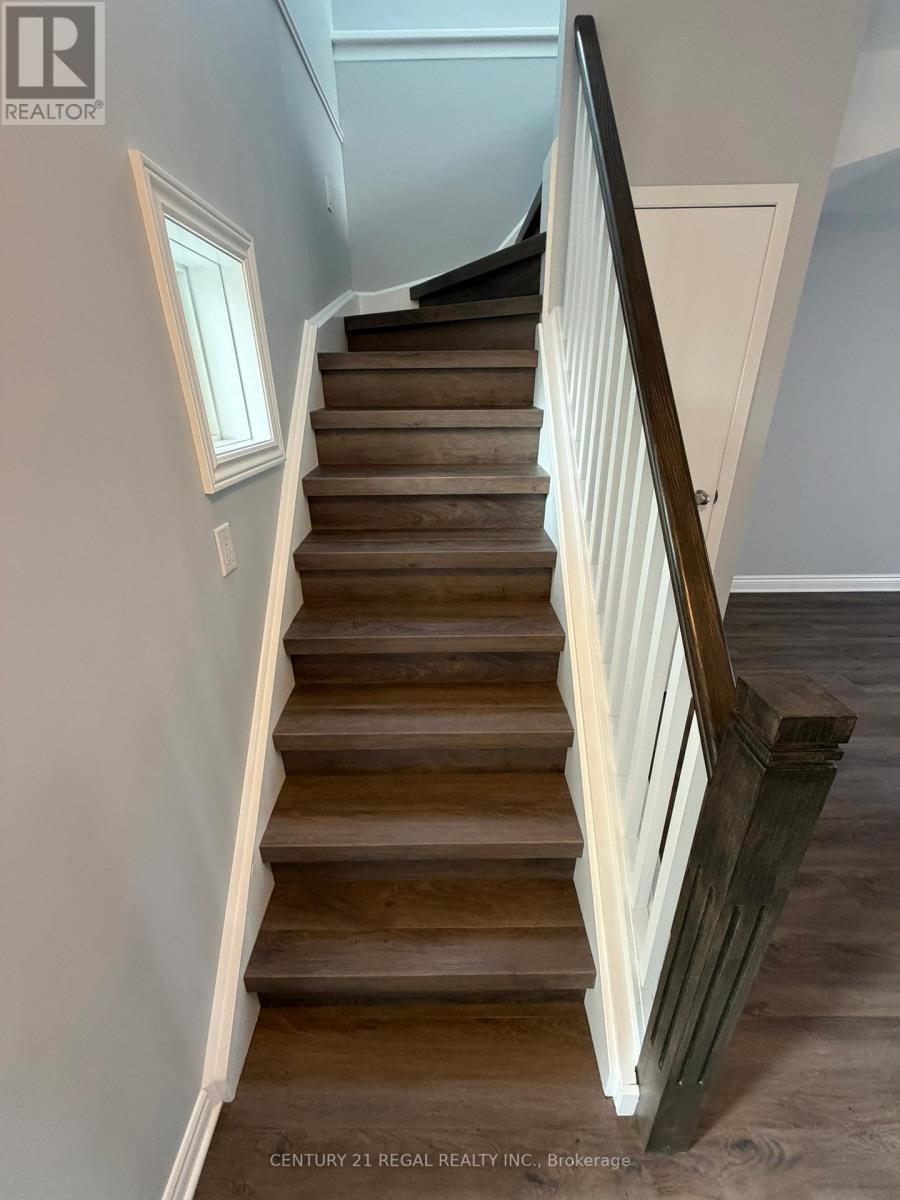 1 - 770 Applewood Crescent, Milton, Ontario  L9T 3C4 - Photo 14 - W12438694